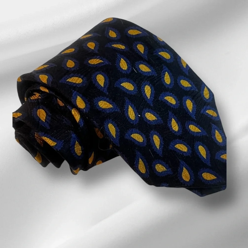 BURBERRY Blue Teardrop 100% Silk Tie (Handmade in Italy)